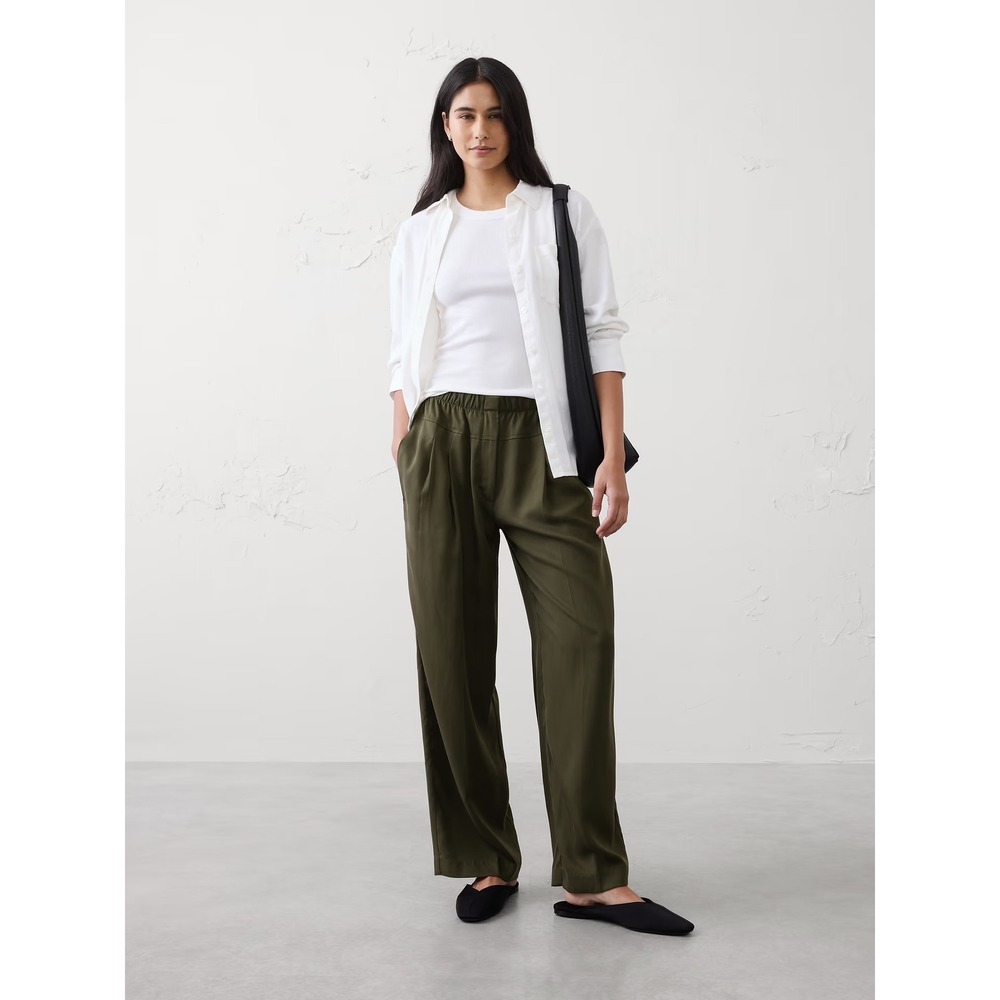 Banana Republic Tencel Straight Mid-Rise Pants Olive Green 874174-03-1 M